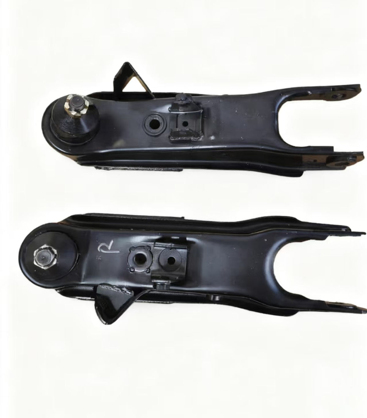 D22 Pickup Lower Control Arm Assembly for 2WD and 4WD Models